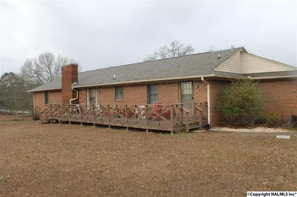 Glencoe, AL 35905,1702 Lonesome Bend Road