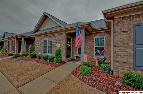 Huntsville, AL 35824,543 W Mossyleaf Drive