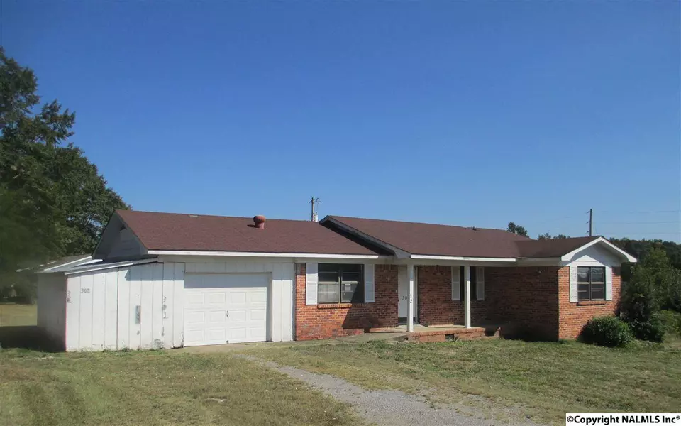 302 Star Street SW, Hartselle, AL 35640