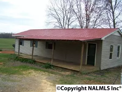 2406 County Road 32, Fackler, AL 35746