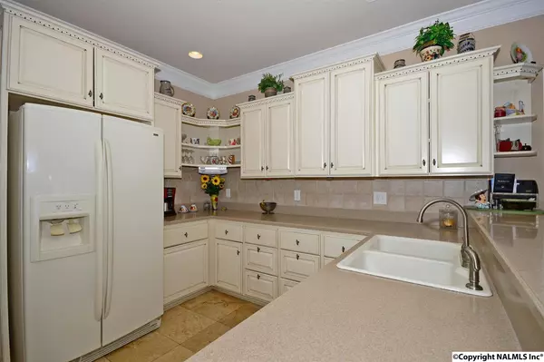 Decatur, AL 35603,708 Appaloosa Lane SW