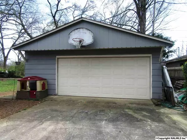 Decatur, AL 35601,1405 12th Street SE