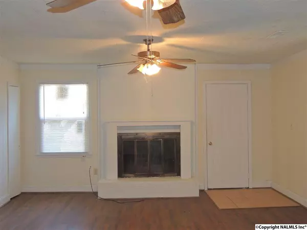Decatur, AL 35601,1902 SW Douthit Street