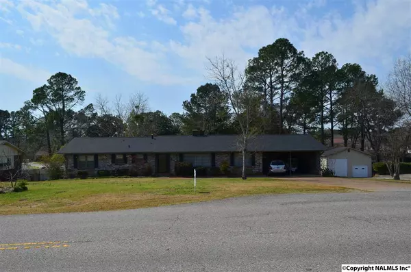 201 Country Club Drive, Gadsden, AL 35901