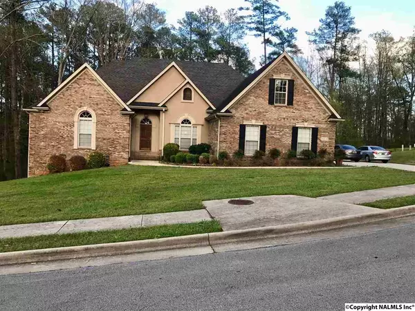 3408 Cedarhurst Drive, Decatur, AL 35603