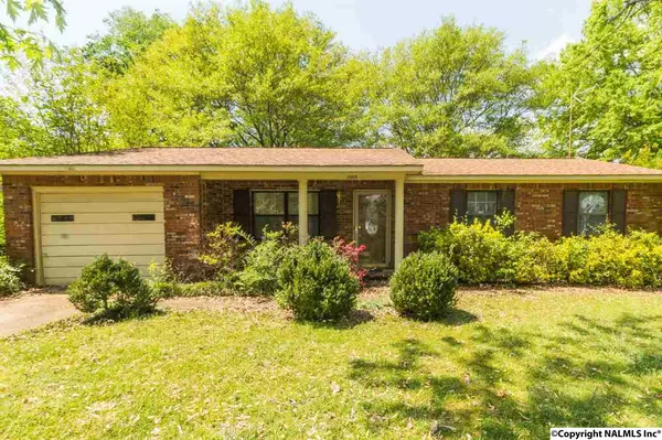 1003 Moores Lane, Decatur, AL 35601