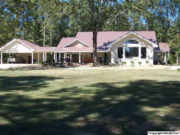 521 Rocky Ford Point Drive, Cedar Bluff, AL 35959