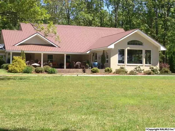 Cedar Bluff, AL 35959,521 Rocky Ford Point Drive