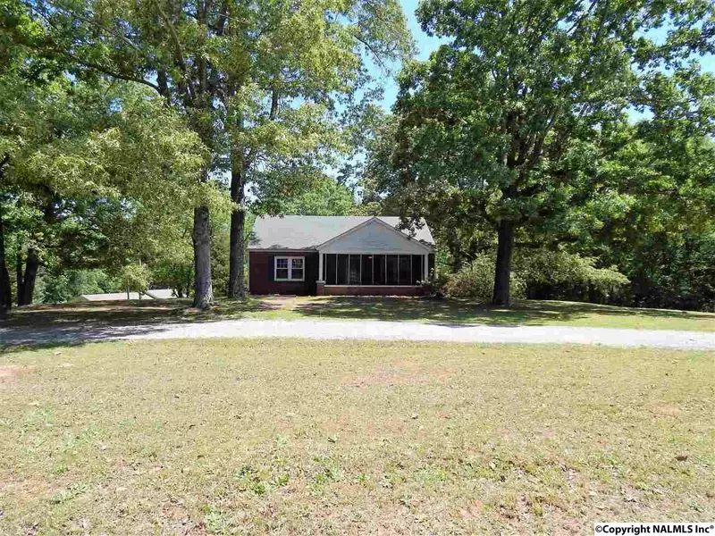 1634 County Road 23, Florence, AL 35633