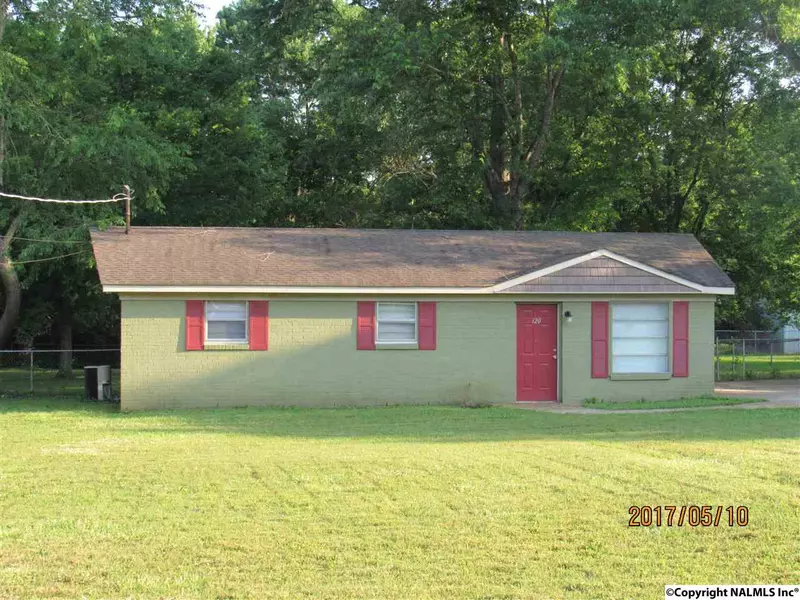 120 Dixon Road, Hazel Green, AL 35750