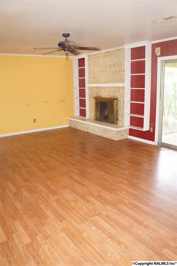 Decatur, AL 35601,2301 SE Brookwood Drive