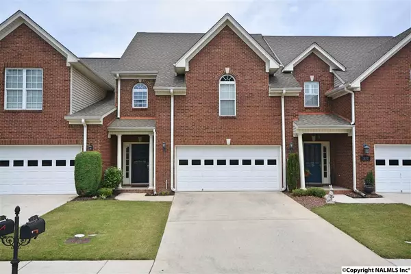 3175 Mallard Point Drive, Owens Cross Roads, AL 35763