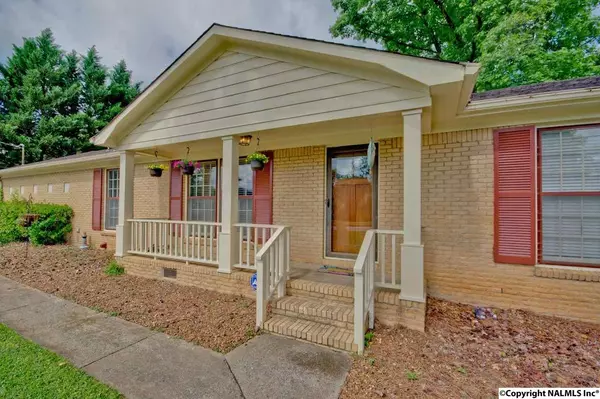 Huntsville, AL 35802,7400 Hickory Hill Lane