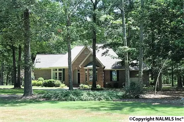 414 Massingill Drive, Rainsville, AL 35986