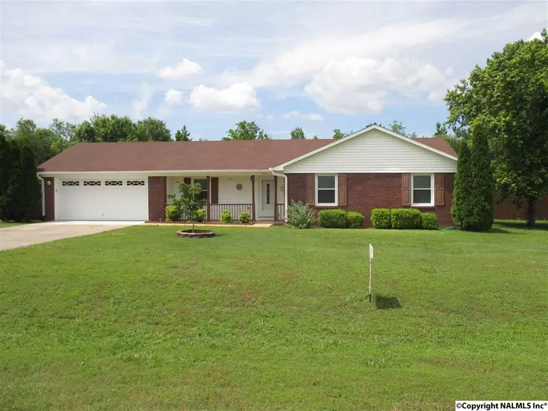 111 Mandy Drive, Hazel Green, AL 35750