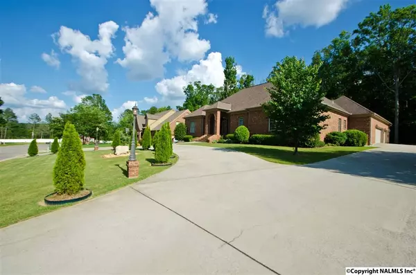 Decatur, AL 35603,2305 Selma Street