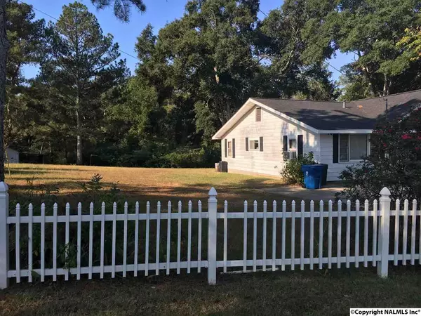 Boaz, AL 35956,462 Coosa Road