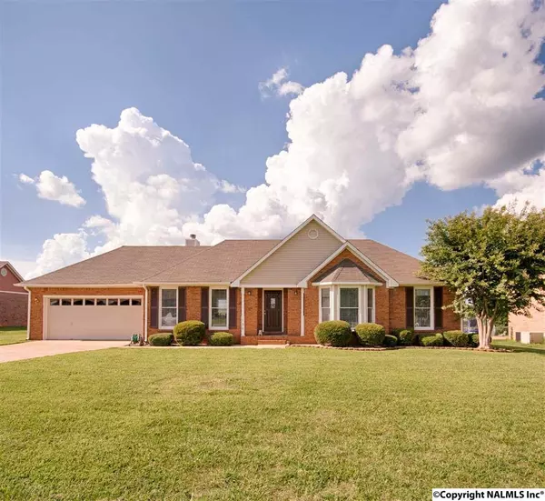 130 Canopy Road, Hazel Green, AL 35750