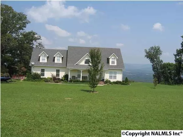 Scottsboro, AL 35769,288 Cliff Top Road