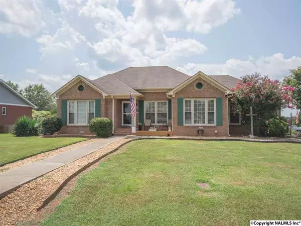 100 Brenna Lane, Hazel Green, AL 35750