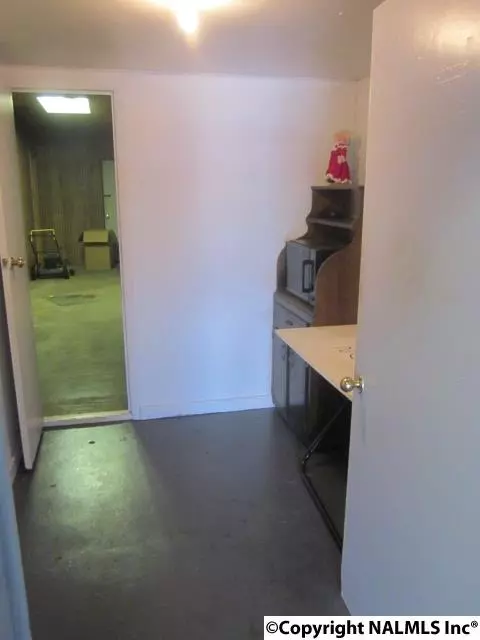 Athens, AL 35611,113 E Pryor Street