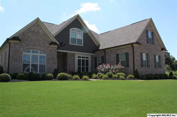 24668 Beacon Circle, Athens, AL 35613