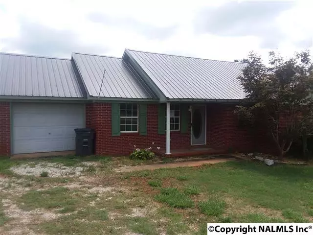 Moulton, AL 35650,932 County Road 217