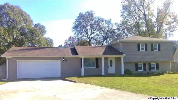 2812 Montrose Drive, Decatur, AL 35603