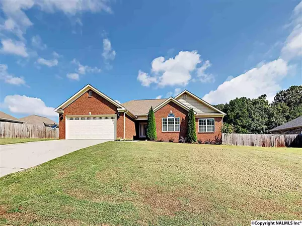 Hartselle, AL 35640,1207 Hunter Lane SW