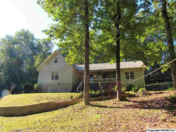 5730 Ruth Mountain Road, Arab, AL 35016