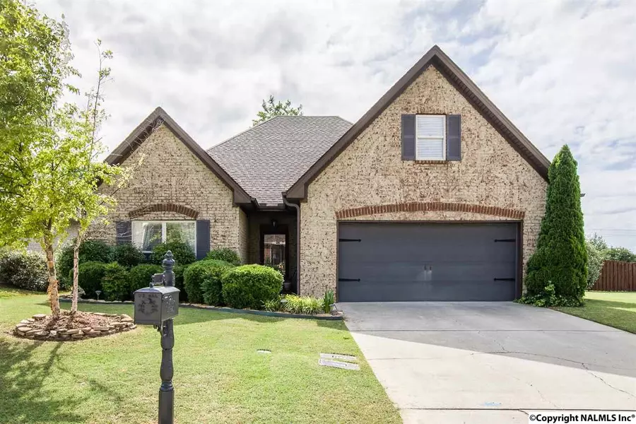 14340 Crooked Stick Place, Athens, AL 35613