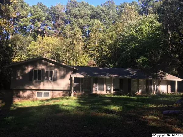 Scottsboro, AL 35768,817 Dayton Drive