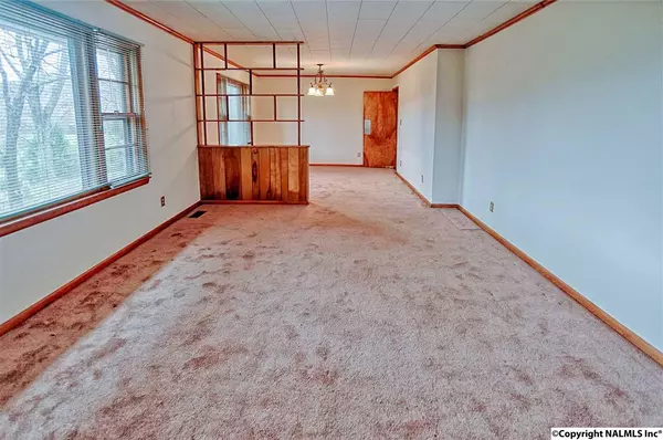 Hollytree, AL 35751,2000 County Road 4