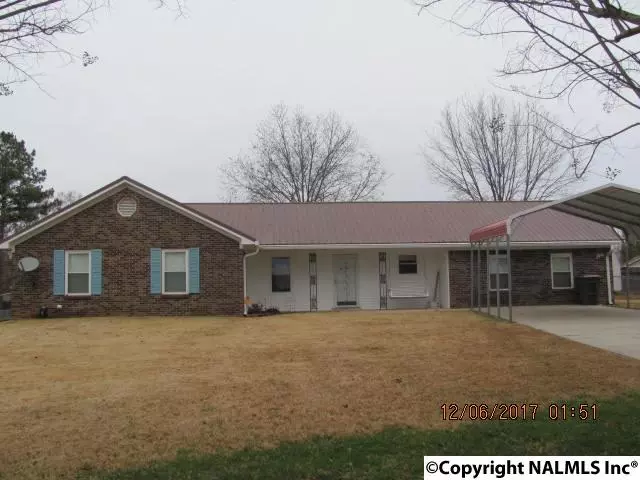 205 Silverwood Lane, Hazel Green, AL 35750