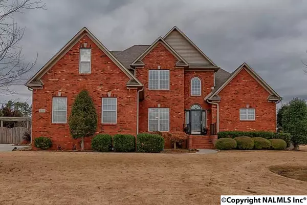 111 Peterson Place, Huntsville, AL 35811