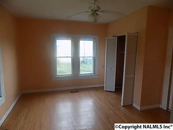 Hackleburg, AL 35564,333 Mixon Street