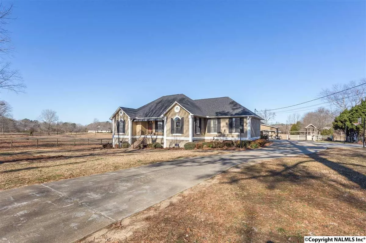 Glencoe, AL 35903,524 Sherry Lane