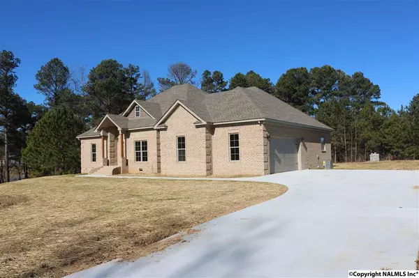 31 Grant Mountain Crest Drive, Grant, AL 35747