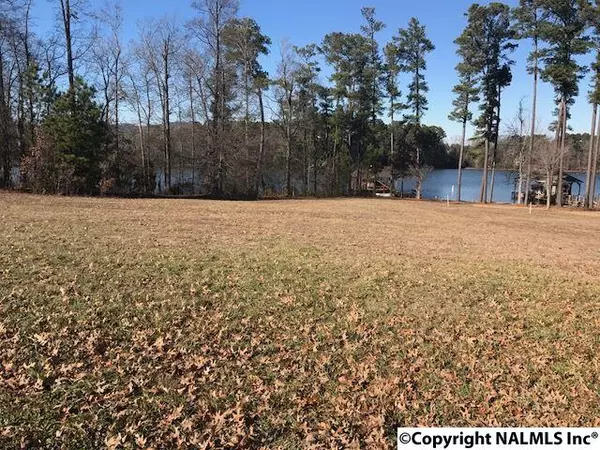 Lot 28 Peninsula Drive, Scottsboro, AL 35769