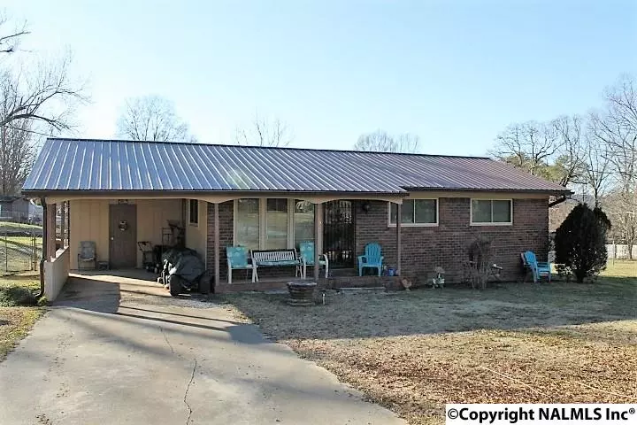 Valley Head, AL 35989,26 5th Street