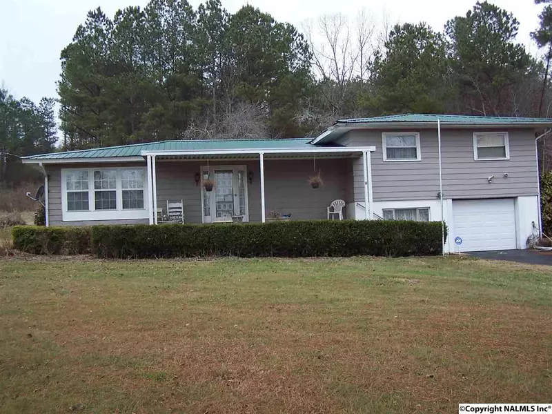 50 Hampton Mountain Road, Altoona, AL 35952