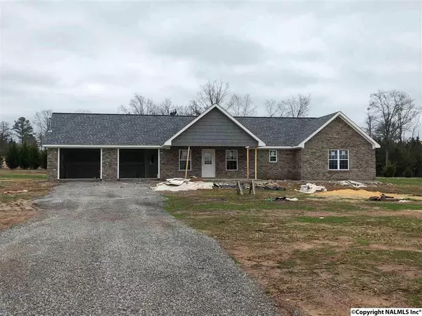 426 County Road 1021, Piedmont, AL 36272