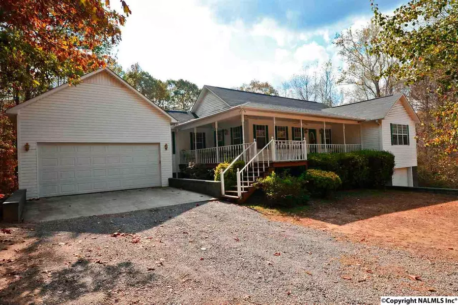 2427 County Road 1352, Vinemont, AL 35179