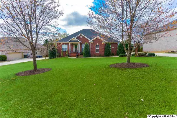 292 Douglass Road NW, Huntsville, AL 35806