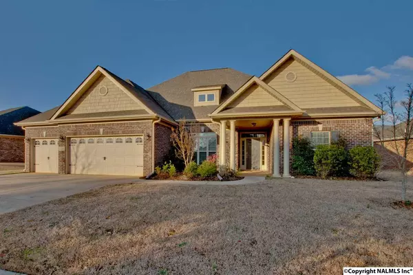 7318 Sanctuary Cove Drive, Owens Cross Roads, AL 35763