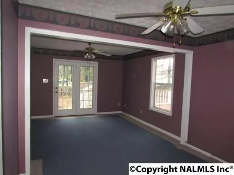 Hartselle, AL 35640,1007 Bain Street SE