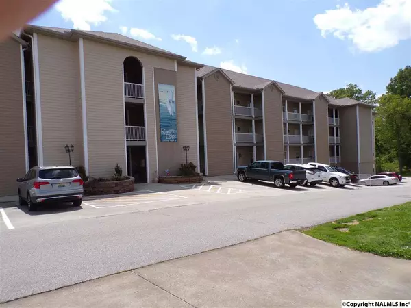 5590 Bay Village Drive #109, Athens, AL 35611