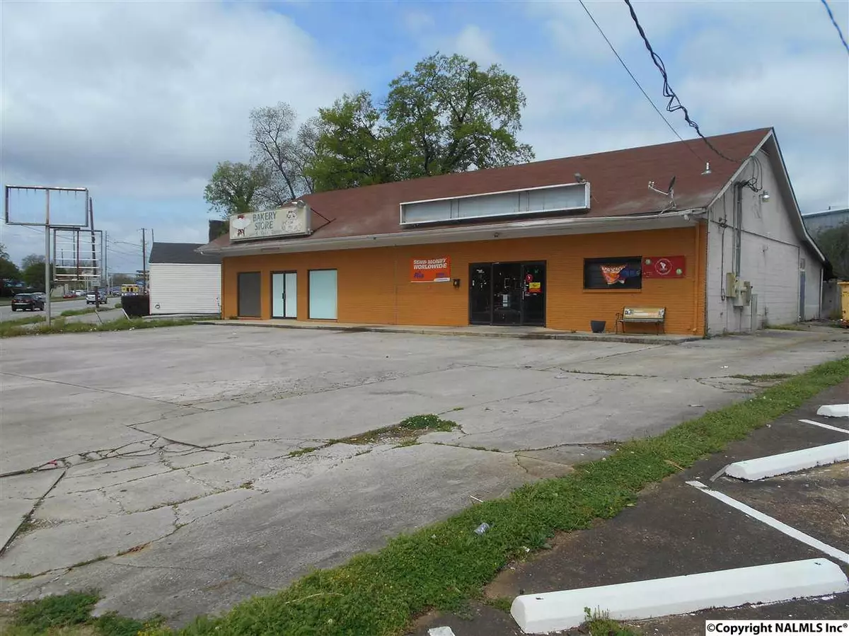 Huntsville, AL 35805,2998 Governors Drive