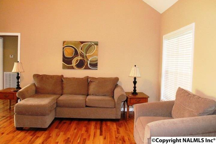 Fort Payne, AL 35968,229 County Road 1010