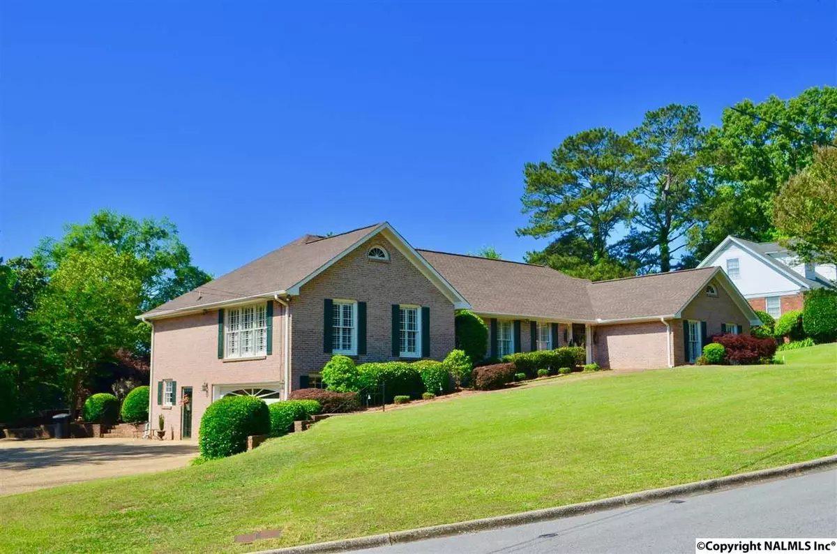 Gadsden, AL 35901,329 Alpine View